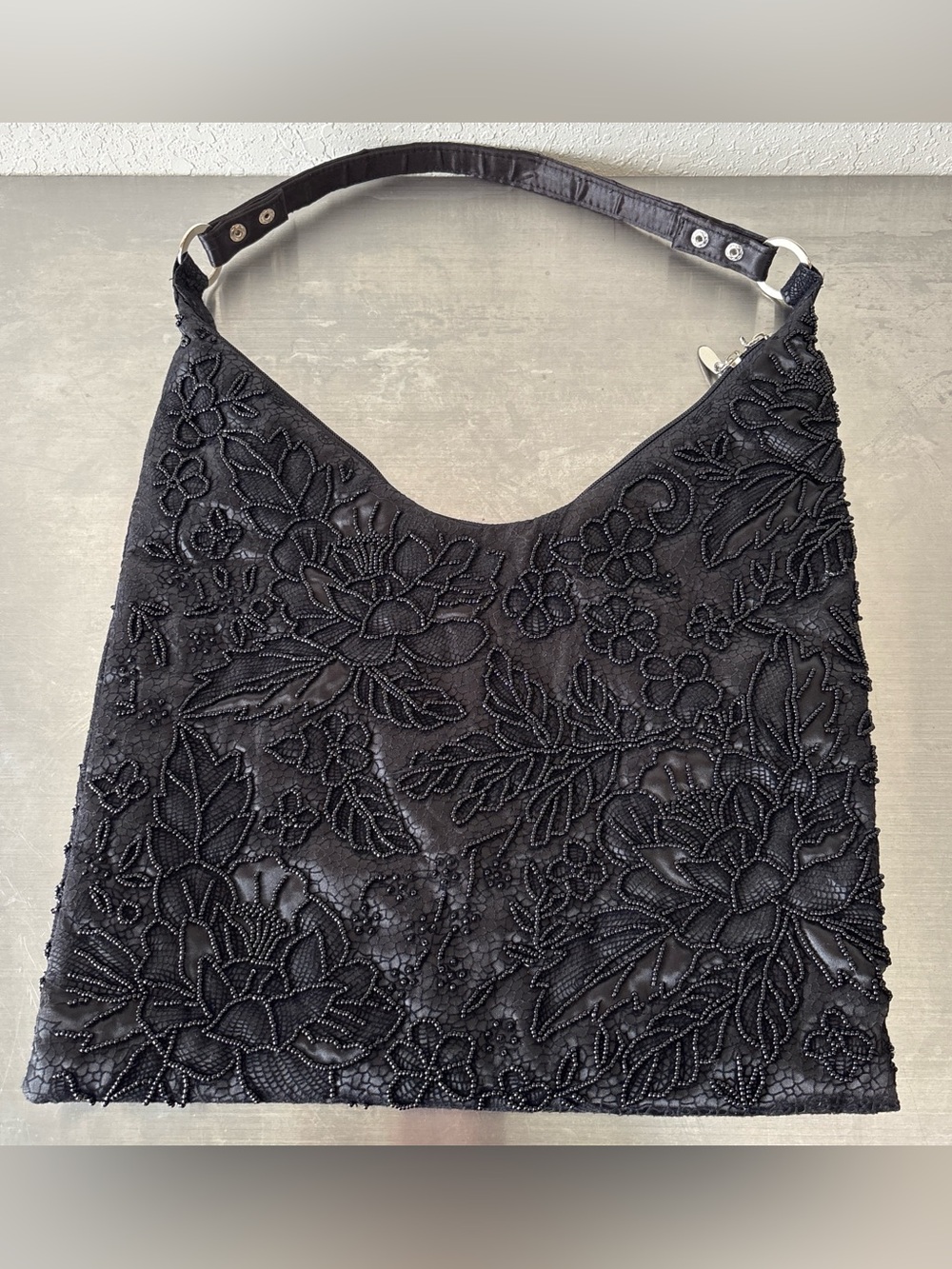 Vintage Boho Black Beaded Floral Hobo Bag✨ - Picture 6 of 8